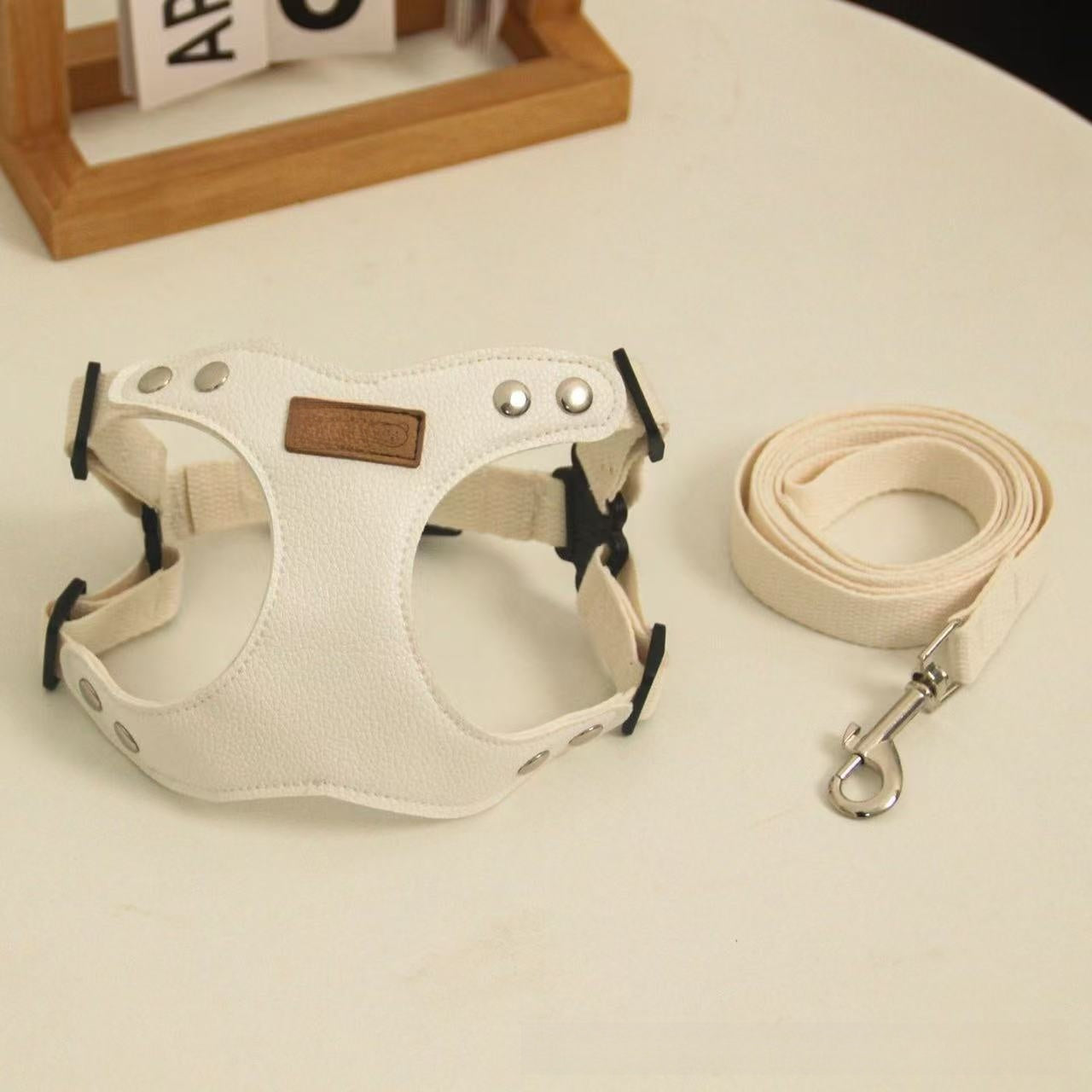 Adjustable Cat Walking Harness Vest